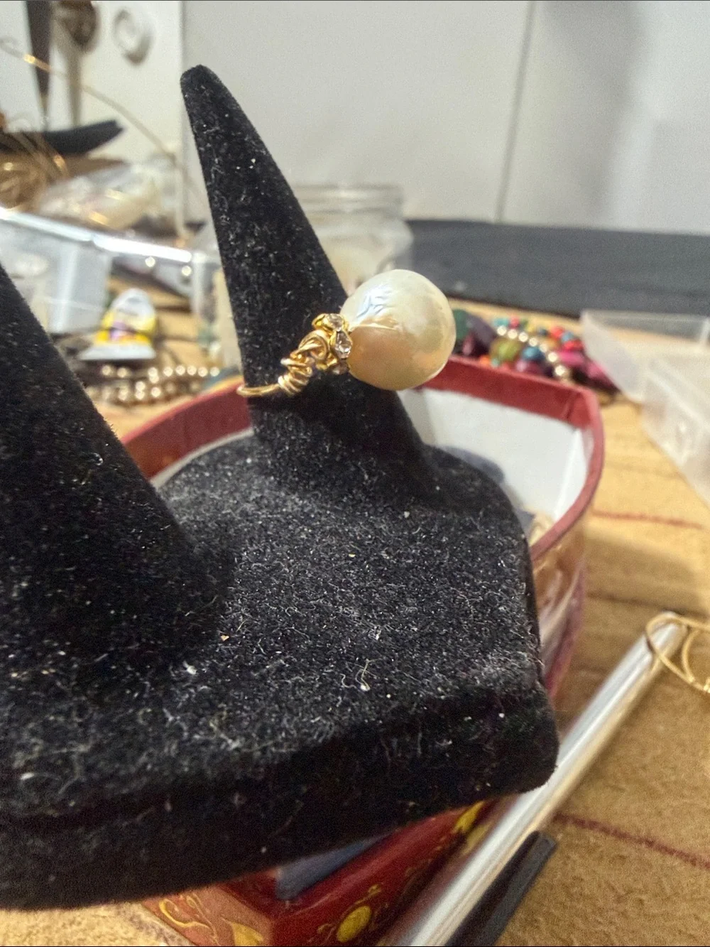 Gold Pearl Statement Ring - Elegant White Pearl Accent☑️